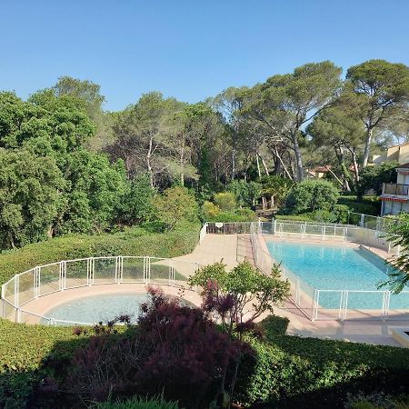 Les Hauts Du Golf Rez De Jardin Piscine Tennis แซ็งต์-ราฟาเอล ภายนอก รูปภาพ