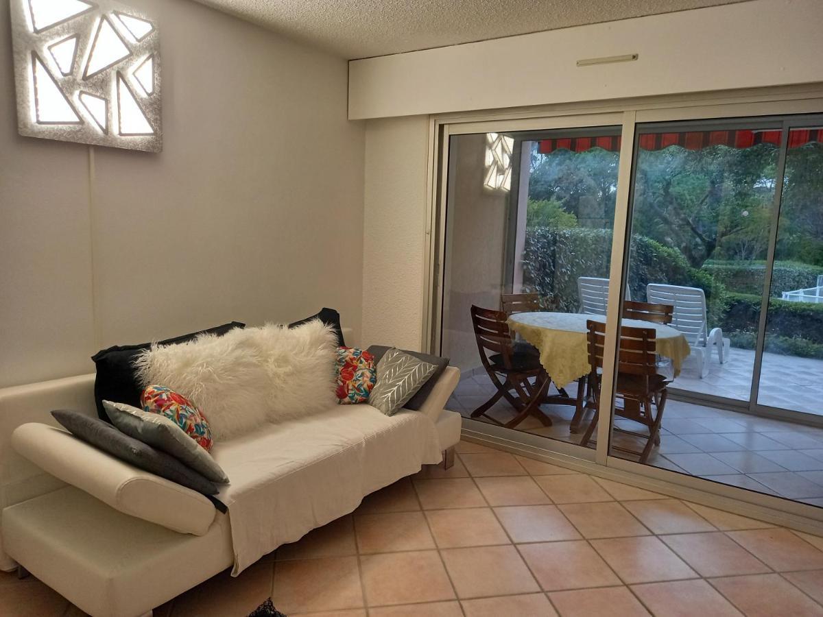 Les Hauts Du Golf Rez De Jardin Piscine Tennis แซ็งต์-ราฟาเอล ภายนอก รูปภาพ